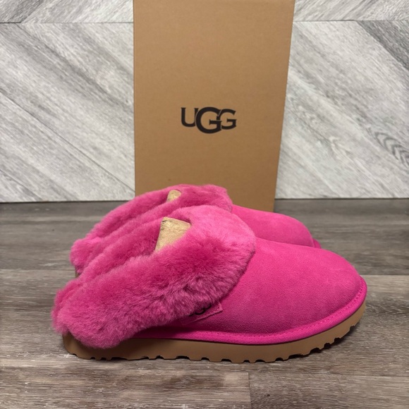 UGG | Cluggette Indoor Outdoor Sheepskin Slippers In Deep Pink NEW - Picture 1 of 8
